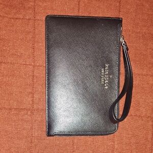 Kate Spade New York cameron medium wristlet